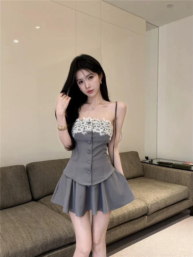 Sexy Lace Crop Top And High Waist Shorts Two Piece Set Pure Desire Summer Fashion Slimming Trendy Girl Short Skirt Outfit
Sexy Lace Crop Top And High Waist Shorts Two Piece Set Pure Desire Summer Fashion Slimming Trendy Girl Short Skirt Outfit