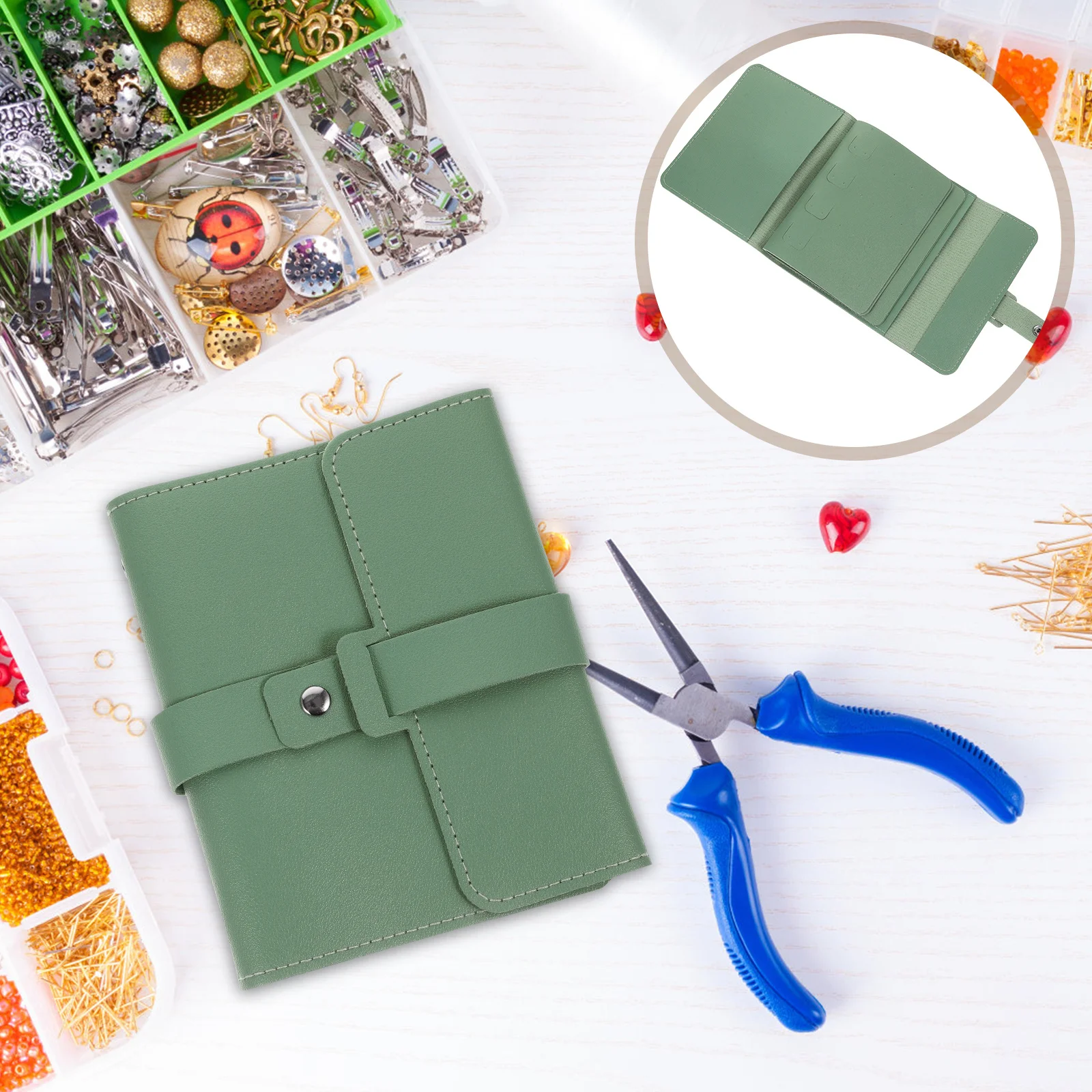 Дорожная маленькая складная сумка для ювелирных изделий из искусственной кожи, сумка-органайзер для сережек, портативный чехол для хранения ювелирных изделий для путешествий, кемпинга
Дорожная маленькая складная сумка для ювелирных изделий из искусственной кожи, сумка-органайзер для сережек, портативный чехол для хранения ювелирных изделий для путешествий, кемпинга