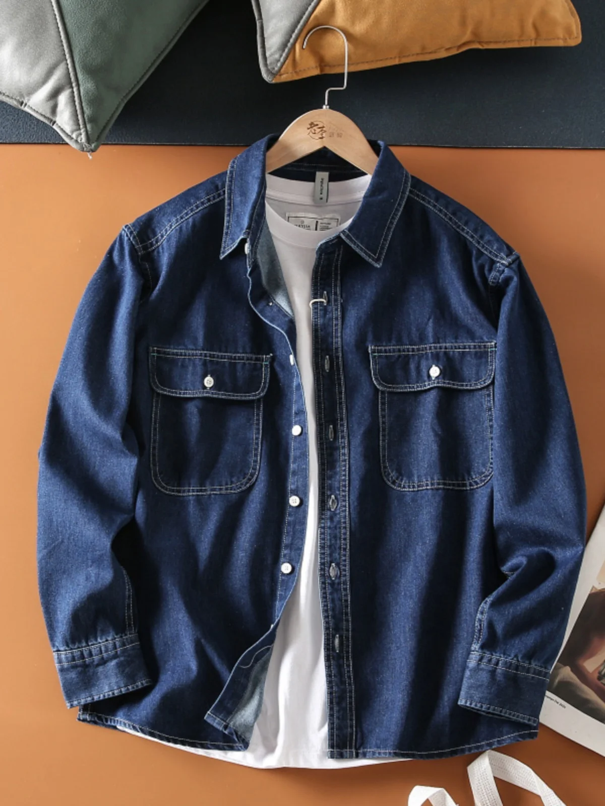 Retro Japanese Style Men's Long Sleeve Denim Shirt Washed Casual Workwear Trendy Outerwear Autumn New Arrival Youth Fashion
Retro Japanese Style Men's Long Sleeve Denim Shirt Washed Casual Workwear Trendy Outerwear Autumn New Arrival Youth Fashion