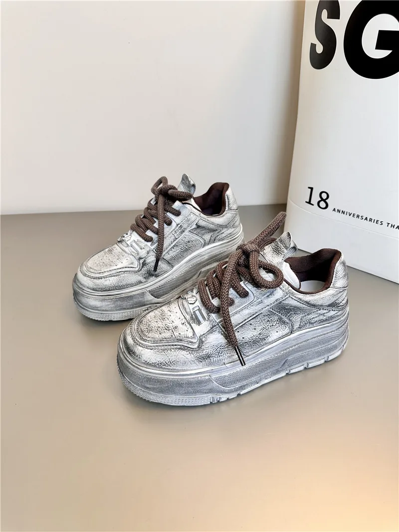 Dirty Shoes for Women Luxury Chunky Sole Solid Color Round Toe Lace Up Women's Sneakers Platform Ladies Autumn Shoes Handmade
Dirty Shoes for Women Luxury Chunky Sole Solid Color Round Toe Lace Up Women's Sneakers Platform Ladies Autumn Shoes Handmade