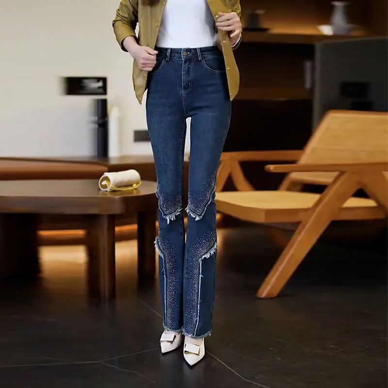 High Waist Slim Fit Denim Jeans Women's Spring Autumn New Style Rhinestone Embellished Frayed Hem Cotton Stretch Denim
High Waist Slim Fit Denim Jeans Women's Spring Autumn New Style Rhinestone Embellished Frayed Hem Cotton Stretch Denim