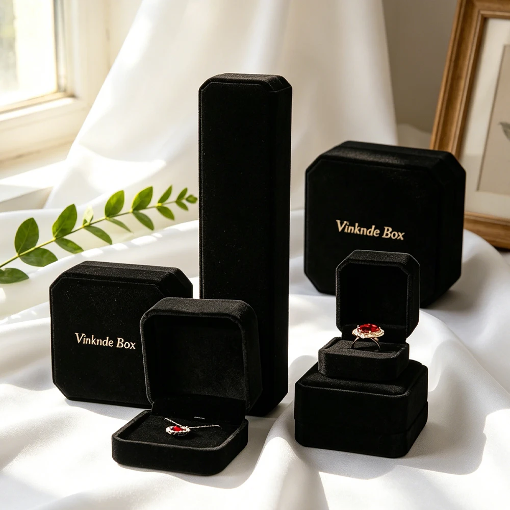 10Pcs Custom Logo Velvet Jewelry Box Earring Ring Boxes Wedding Gift Box Jewelry Display Holder Organizer Storage Packaging Case
10Pcs Custom Logo Velvet Jewelry Box Earring Ring Boxes Wedding Gift Box Jewelry Display Holder Organizer Storage Packaging Case