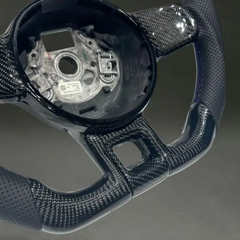 For VW Beetle Sports Real Carbon Fiber Steering Wheel 2010 2015 2019 2018 2012 with Perforated Leather DIY Factory Direct Sales
For VW Beetle Sports Real Carbon Fiber Steering Wheel 2010 2015 2019 2018 2012 with Perforated Leather DIY Factory Direct Sales