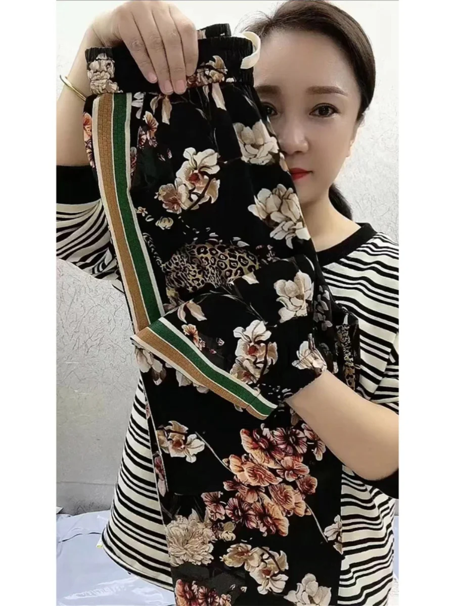 Ice Silk Casual Sports Pants Women Summer Thin Slim Qui Dry Nine Points Harlan Loose Cuffed Cool Pants Commute Sle Korean...
Ice Silk Casual Sports Pants Women Summer Thin Slim Qui Dry Nine Points Harlan Loose Cuffed Cool Pants Commute Sle Korean...