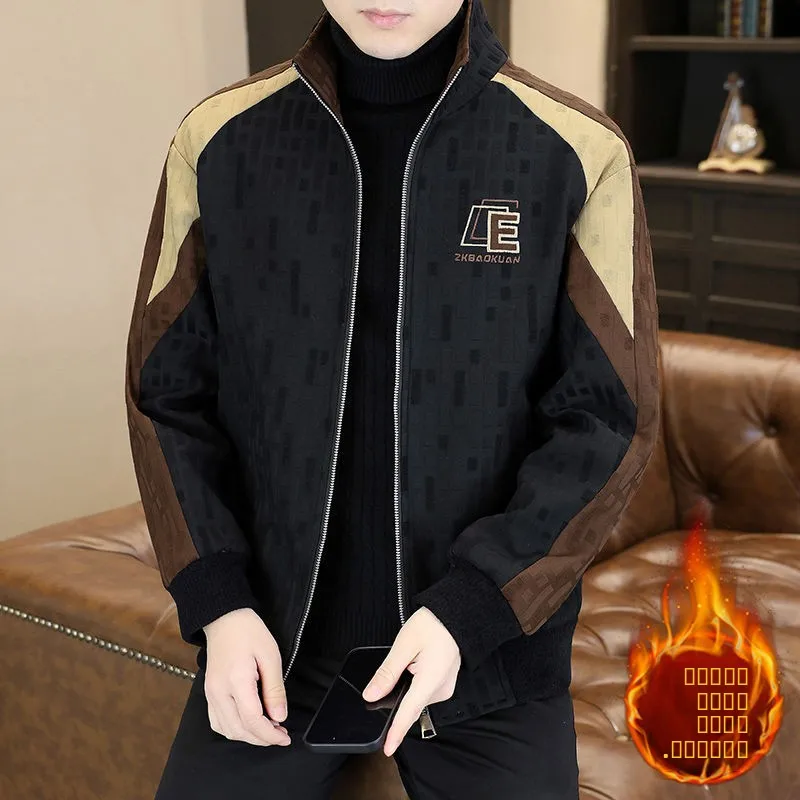 Мужская повседневная куртка с флисовой подкладкой, воротником-стойкой, свободного кроя, из трикотажа, с элементами из искусственной кожи, для зимы, тонкая, M-размер
Мужская повседневная куртка с флисовой подкладкой, воротником-стойкой, свободного кроя, из трикотажа, с элементами из искусственной кожи, для зимы, тонкая, M-размер