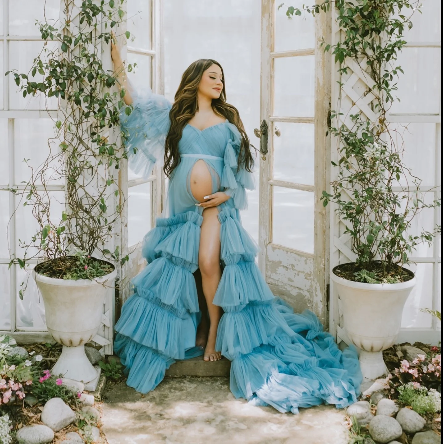Illusion Blue Maternity Dress for Photography Elegant Off Shoulder Tiered Photoshoot Robes Linda Ruffled Customized Prom Dress
Illusion Blue Maternity Dress for Photography Elegant Off Shoulder Tiered Photoshoot Robes Linda Ruffled Customized Prom Dress