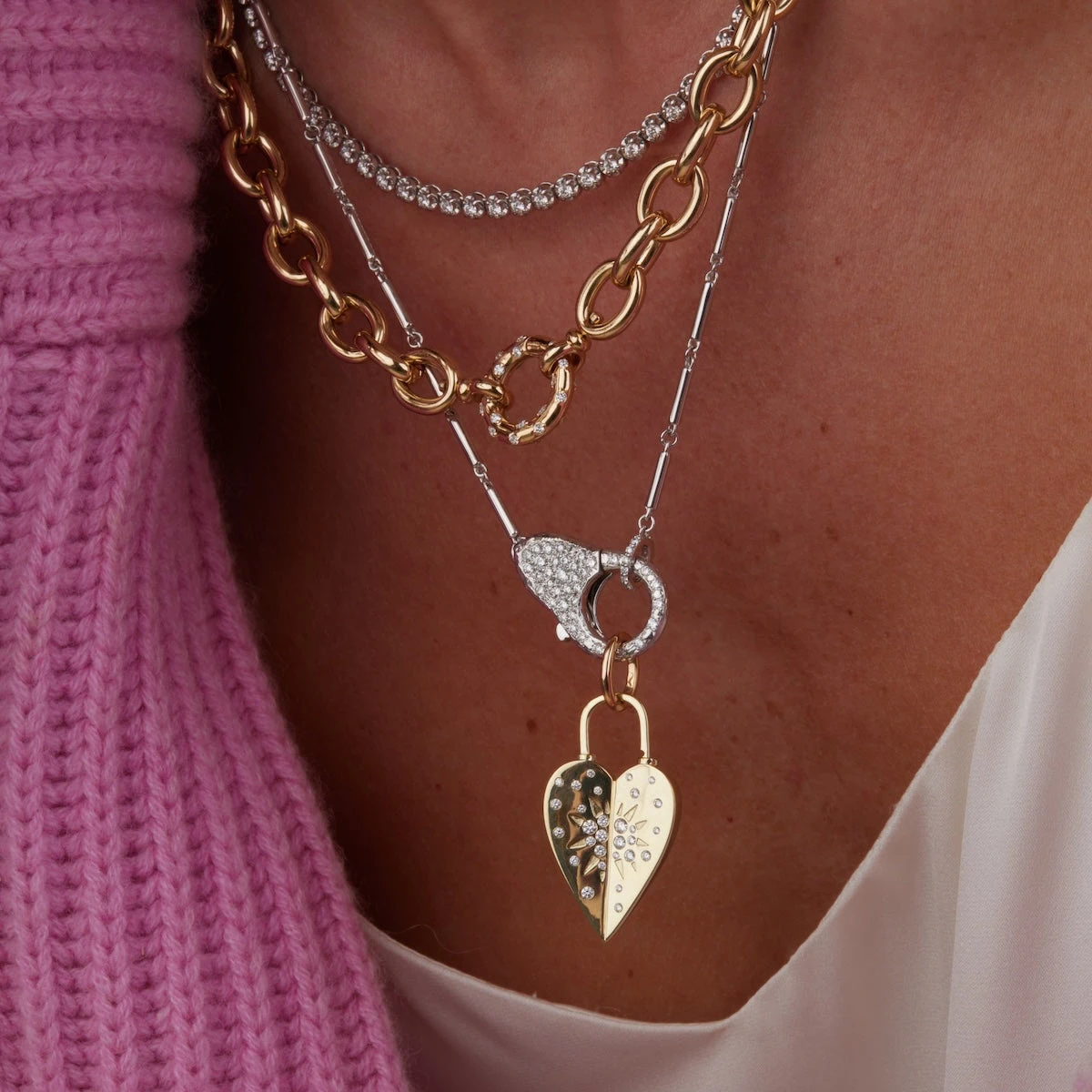 14K Gold Belt Buckle Necklace with Diamond Star Charm | Niche Luxury Design, Color Retention Chain Jewelry
14K Gold Belt Buckle Necklace with Diamond Star Charm | Niche Luxury Design, Color Retention Chain Jewelry
