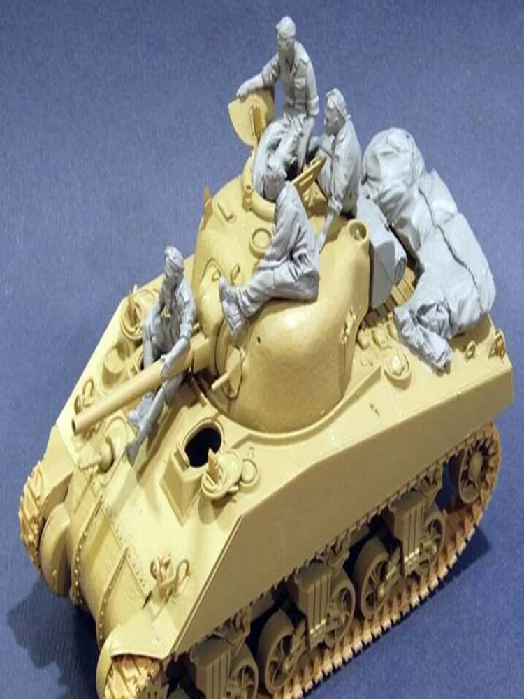 New Unassembled 1/35 anicent crew include 4 man and Stowage (NO TANK ) Resin Figure Unpainted Model Kit
New Unassembled 1/35 anicent crew include 4 man and Stowage (NO TANK ) Resin Figure Unpainted Model Kit