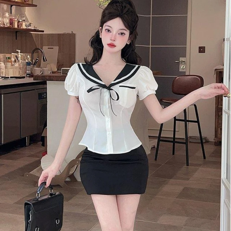 JK uniform college style two-piece set women's waist cinching slimming short sleeved shirt+hip hugging sexy short skirt
JK uniform college style two-piece set women's waist cinching slimming short sleeved shirt+hip hugging sexy short skirt