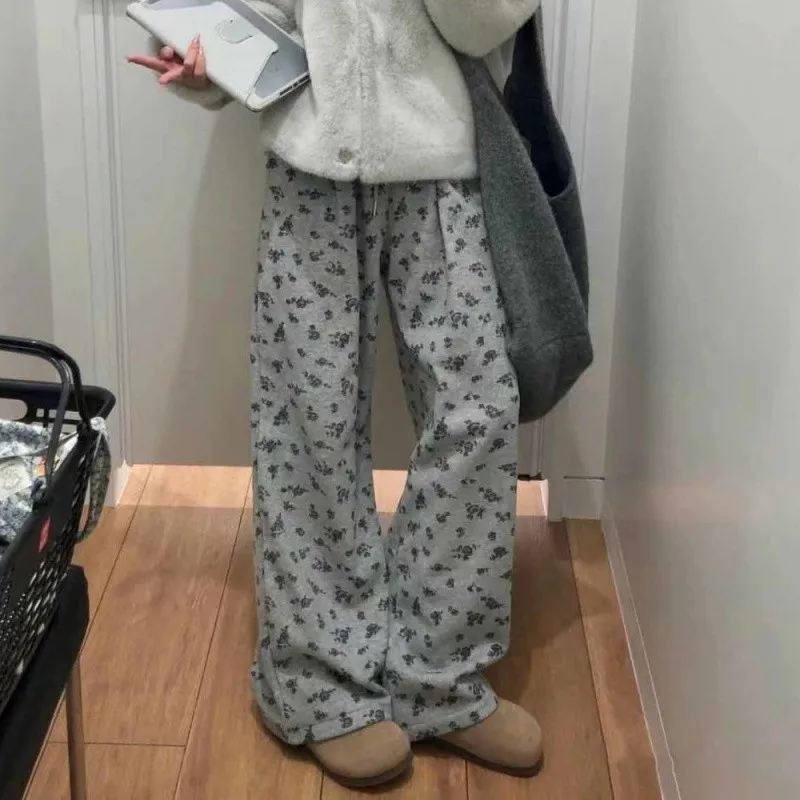 Retro Floral Wide-leg Pants Women's 2025 New Fleece Loose Slimming High-waisted Straight-leg Slacks
Retro Floral Wide-leg Pants Women's 2025 New Fleece Loose Slimming High-waisted Straight-leg Slacks