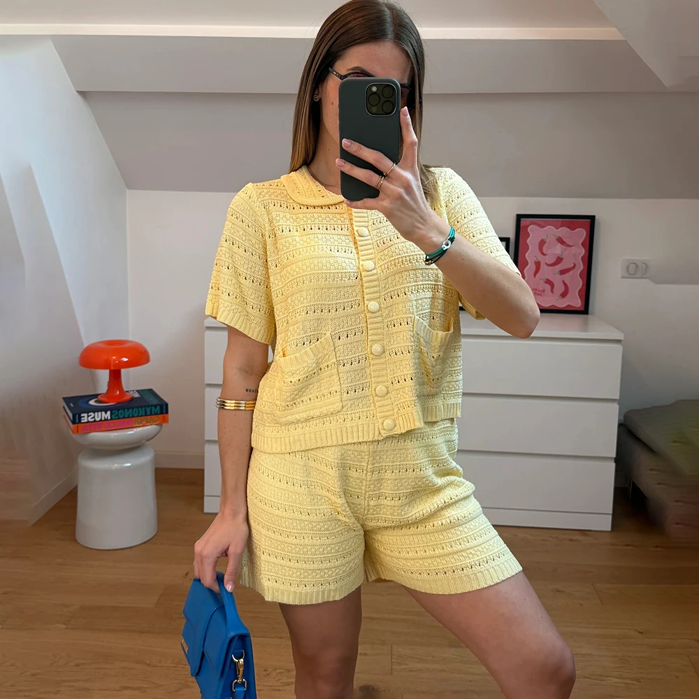 Tuularose Casual Women's Shorts 2-Piece Set Fashion Knit Cardigan High Waist Shorts Set New Party Commuting Women's Short Sets
Tuularose Casual Women's Shorts 2-Piece Set Fashion Knit Cardigan High Waist Shorts Set New Party Commuting Women's Short Sets