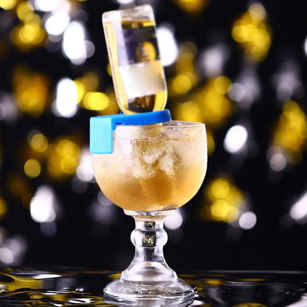 1PC Beer Snap Bar Drinking Clips Bottle Holder Wine Buckle Bottle Tools Accessories Kitchen Bar Kitchen Cocktail P3A9
1PC Beer Snap Bar Drinking Clips Bottle Holder Wine Buckle Bottle Tools Accessories Kitchen Bar Kitchen Cocktail P3A9