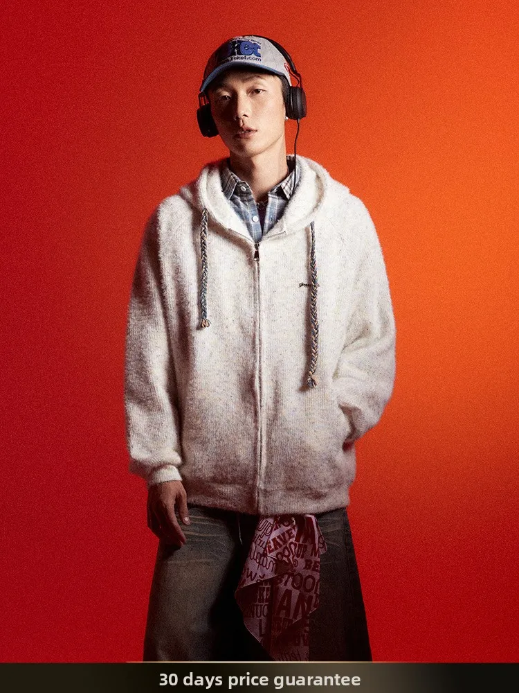 Ретро-кардиган с капюшоном в американском стиле с радужными полосками, мужской повседневный вязаный свитер для пар, осенний сезон
Ретро-кардиган с капюшоном в американском стиле с радужными полосками, мужской повседневный вязаный свитер для пар, осенний сезон