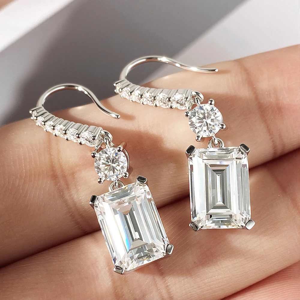 10cttw Emerald Cut Moissanite Dangle Drop Earrings for Women D Color Lab Diamond Certified S925 Silver Ear Hook Wedding Jewelry
10cttw Emerald Cut Moissanite Dangle Drop Earrings for Women D Color Lab Diamond Certified S925 Silver Ear Hook Wedding Jewelry