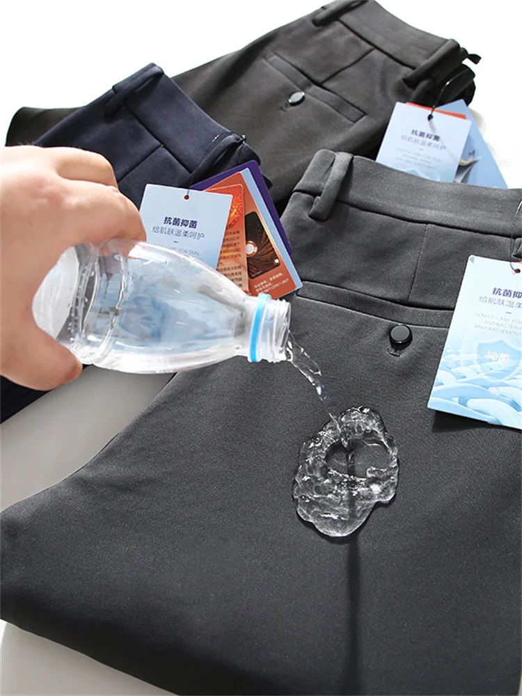 Новые мужские прямые брюки из шерстяной смеси, несминаемые, не требующие глажки, с флисовой подкладкой, зауженного кроя, для делового повседневного стиля, осень-зима, модные
Новые мужские прямые брюки из шерстяной смеси, несминаемые, не требующие глажки, с флисовой подкладкой, зауженного кроя, для делового повседневного стиля, осень-зима, модные