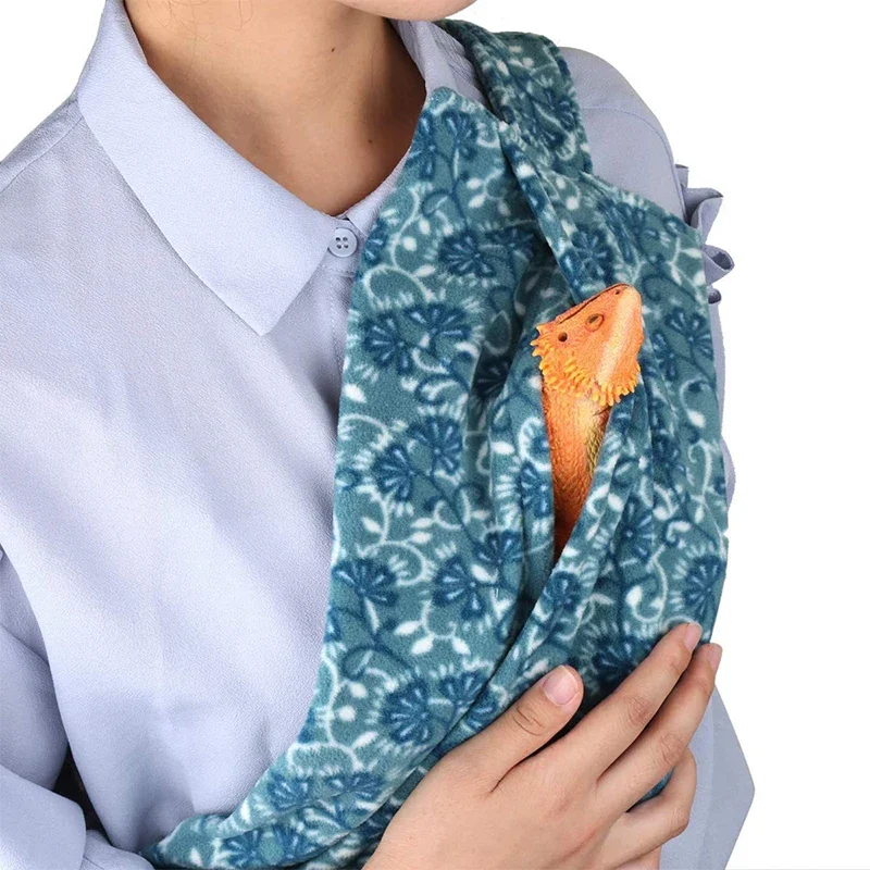 Small Reptile Harness & Leash Set Warm & Comfortable Carrier Sling Hands-Free Travel Bag for Gecko & Other Small Pets
Small Reptile Harness & Leash Set Warm & Comfortable Carrier Sling Hands-Free Travel Bag for Gecko & Other Small Pets