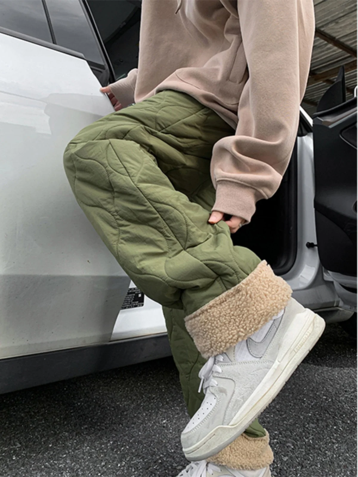 Men's Winter Thiened Fce Lined Military een Cotton Pants Straight Leg Casual Trousers American High Street Sle
Men's Winter Thiened Fce Lined Military een Cotton Pants Straight Leg Casual Trousers American High Street Sle