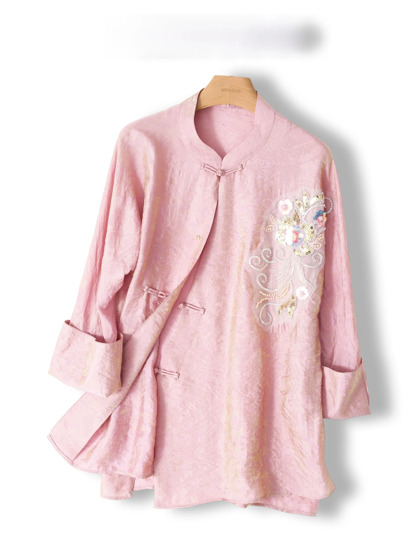 New Chinese Style Loose Short Jacket Embroidered Loose Stitching Pearl Decorated Elegant Eastern Aesthetic Women's Outerwear
New Chinese Style Loose Short Jacket Embroidered Loose Stitching Pearl Decorated Elegant Eastern Aesthetic Women's Outerwear