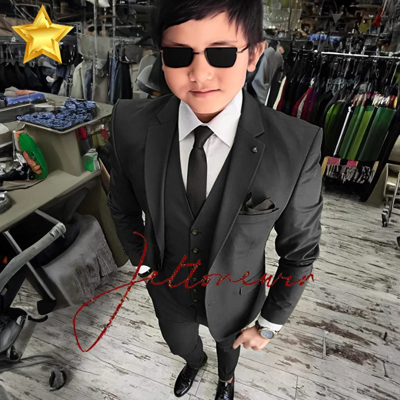 Classic Black Suit for Boys 3 Piece Jacket Pants Vest Formal Wedding Kids Tuxedo 2-16 Years Old Blazer Slim Fit Clothes
Classic Black Suit for Boys 3 Piece Jacket Pants Vest Formal Wedding Kids Tuxedo 2-16 Years Old Blazer Slim Fit Clothes