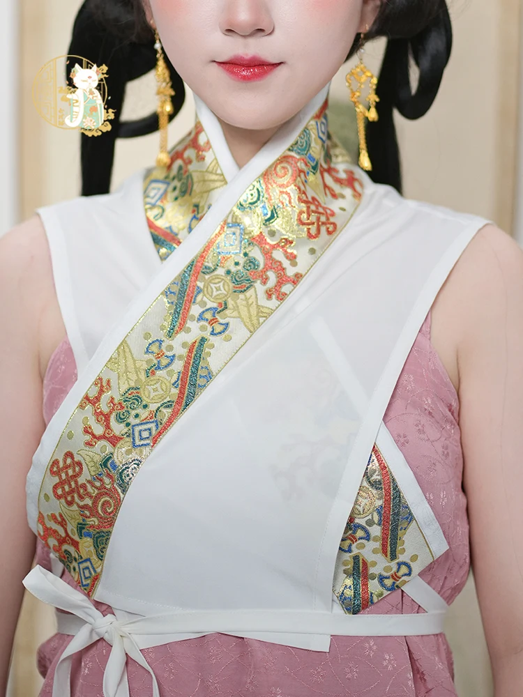 Белый универсальный съемный воротник с вышивкой золотом, дизайн в стиле Ханьфу, китайское производство, 100% полиэстер, осень 2024
Белый универсальный съемный воротник с вышивкой золотом, дизайн в стиле Ханьфу, китайское производство, 100% полиэстер, осень 2024