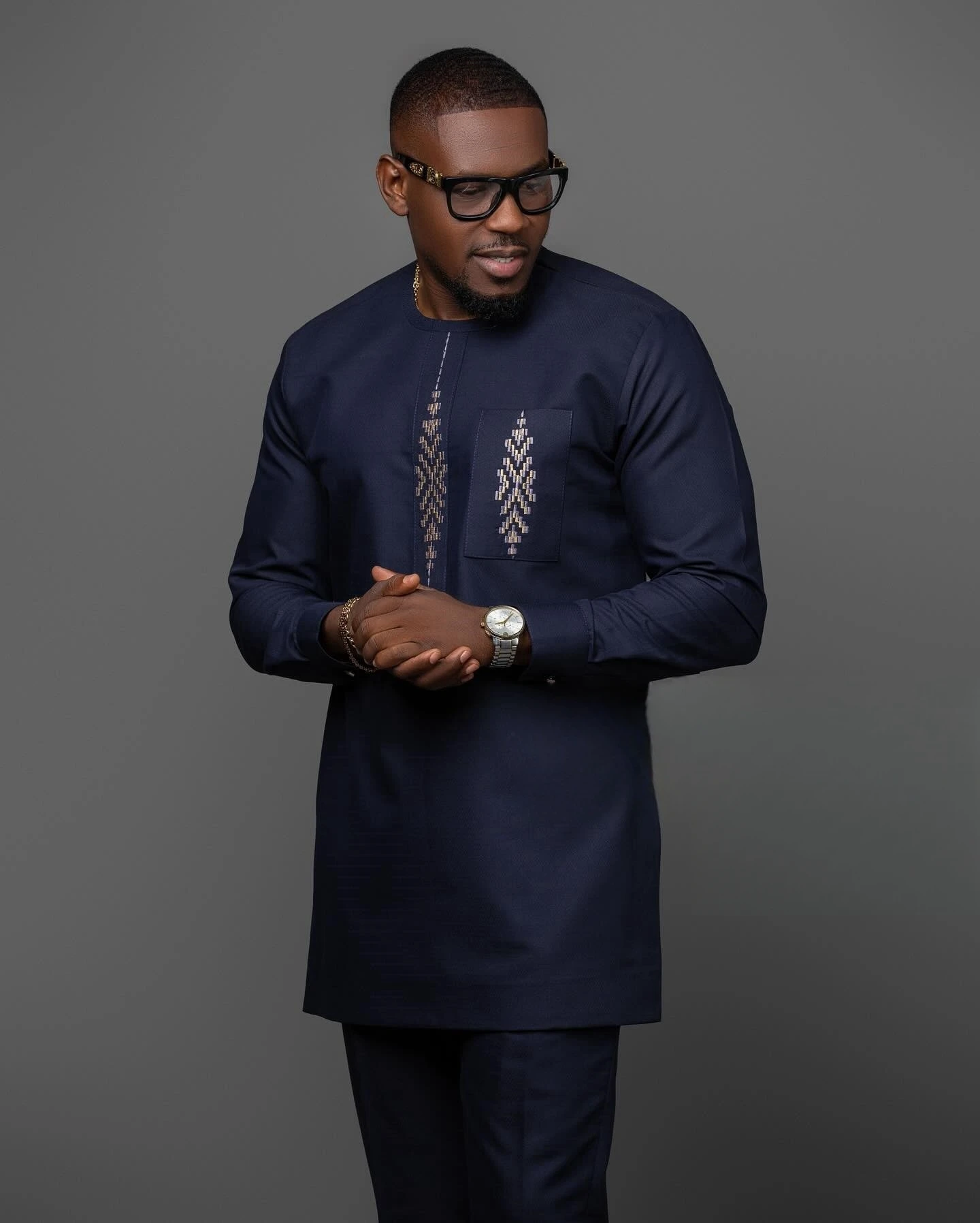 Kaftan Elegant Men's Suit Long Sleeve Ethnic Style Casual EmbroideryTop And Pants 2PCS Sets African Fashion Traditional Outfits
Kaftan Elegant Men's Suit Long Sleeve Ethnic Style Casual EmbroideryTop And Pants 2PCS Sets African Fashion Traditional Outfits