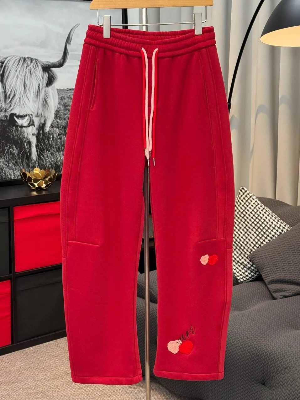 Зимние широкие брюки с ножом на подкладке, мужские модные универсальные теплые прямые повседневные брюки American Faion из полиэстера и хлопка...
Зимние широкие брюки с ножом на подкладке, мужские модные универсальные теплые прямые повседневные брюки American Faion из полиэстера и хлопка...