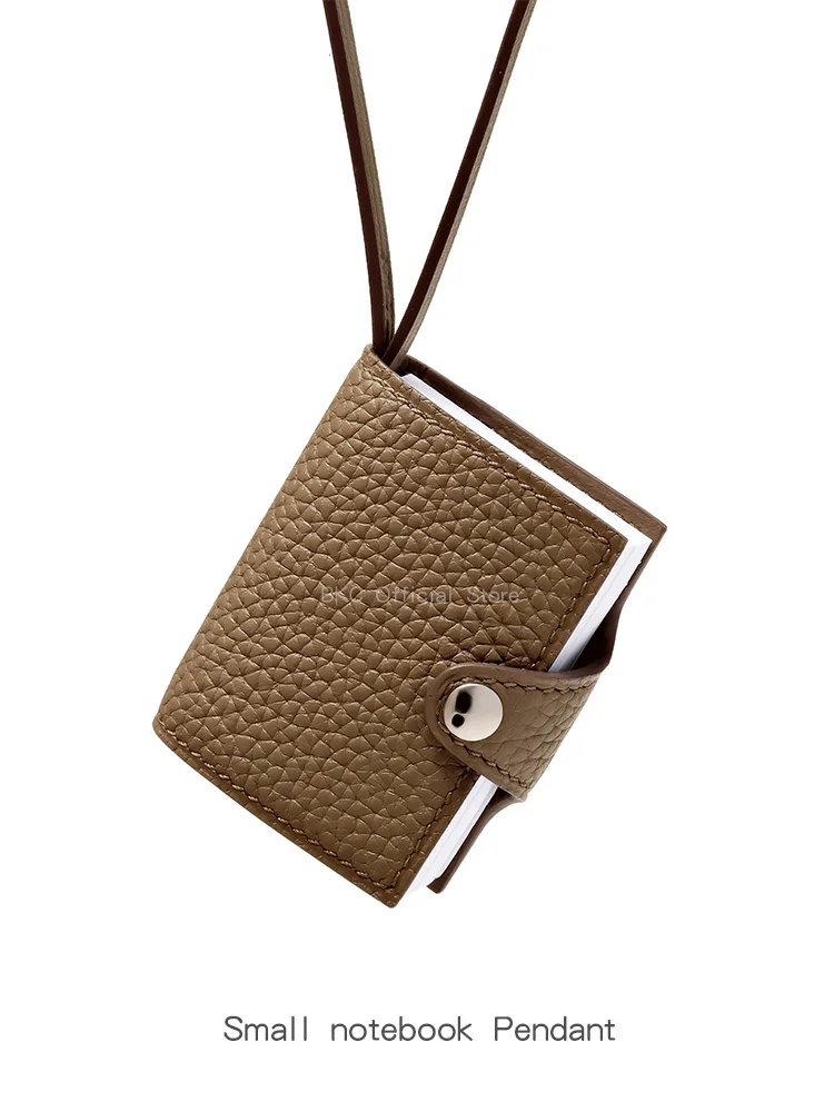 Genuine Leather Mini Notebook Bag Charm Togo Leather with Stainless Steel Snap Handmade Saddle Stitch Pendant Keychain Ornament
Genuine Leather Mini Notebook Bag Charm Togo Leather with Stainless Steel Snap Handmade Saddle Stitch Pendant Keychain Ornament