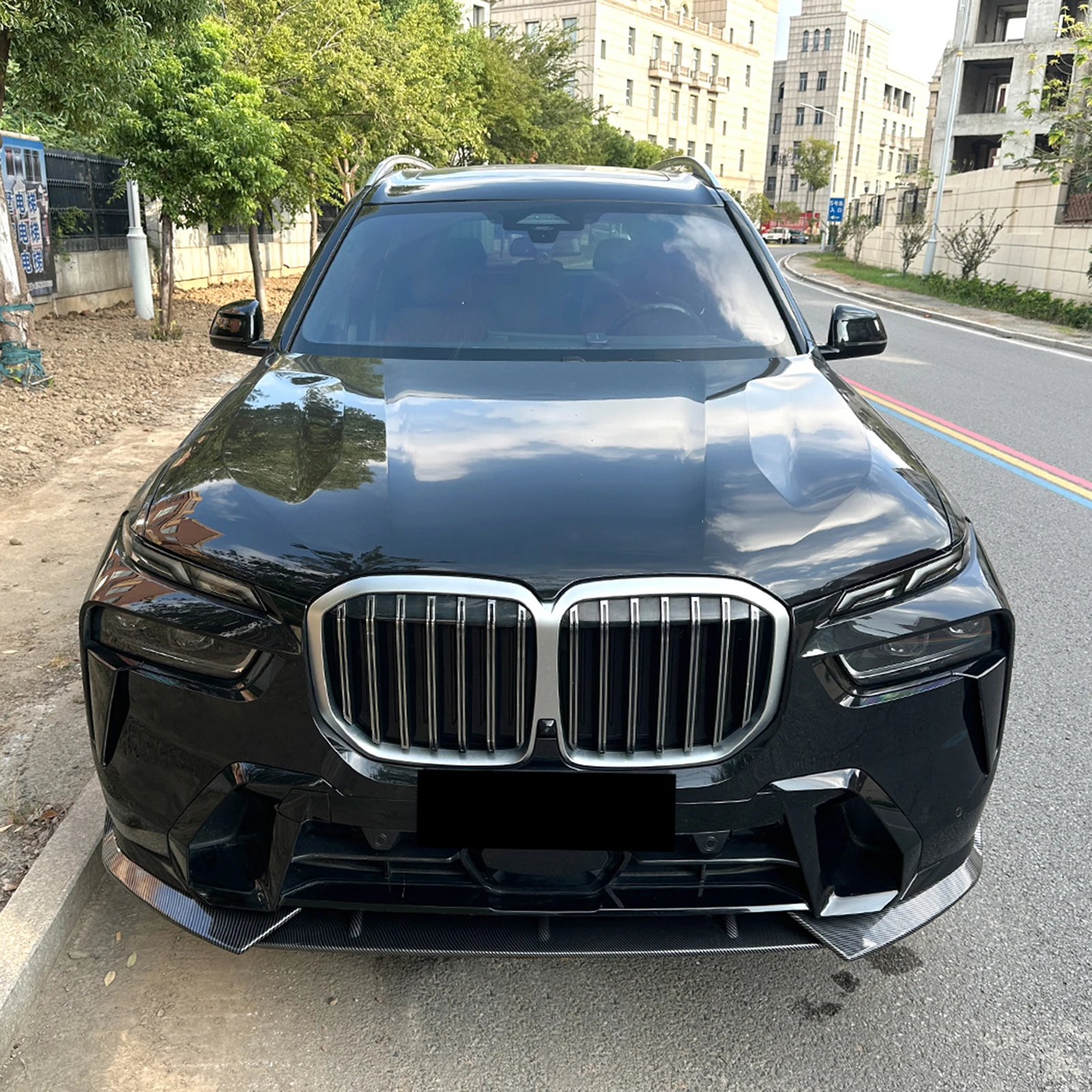 Carbon Fiber Look/Gloss Black Front Bumper Spoiler Lip Lower Diffuser Splitter Blade Guard For BMW X7 G07 LCI M Sport 2023-2025
Carbon Fiber Look/Gloss Black Front Bumper Spoiler Lip Lower Diffuser Splitter Blade Guard For BMW X7 G07 LCI M Sport 2023-2025