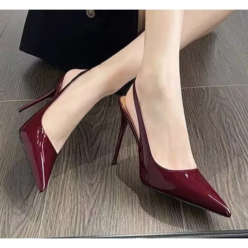 2026 Women's Summer New Pointed Stiletto Sandals Fashionable and Sexy Party Wedding Women's High Heel Sandals
2026 Women's Summer New Pointed Stiletto Sandals Fashionable and Sexy Party Wedding Women's High Heel Sandals