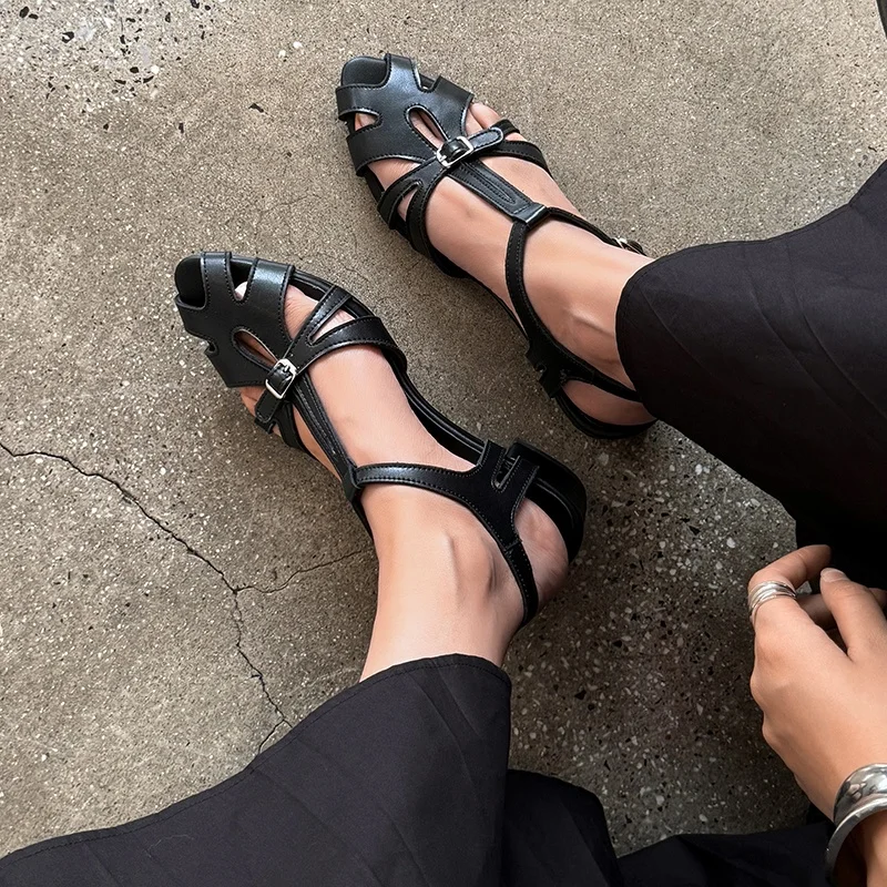 2026 New Handmade Shoes Genuine Leather Hollow-out Mid Heel Sandals High Quality Soft Comfortable Elegant Ladies Shoes 34-40
2026 New Handmade Shoes Genuine Leather Hollow-out Mid Heel Sandals High Quality Soft Comfortable Elegant Ladies Shoes 34-40