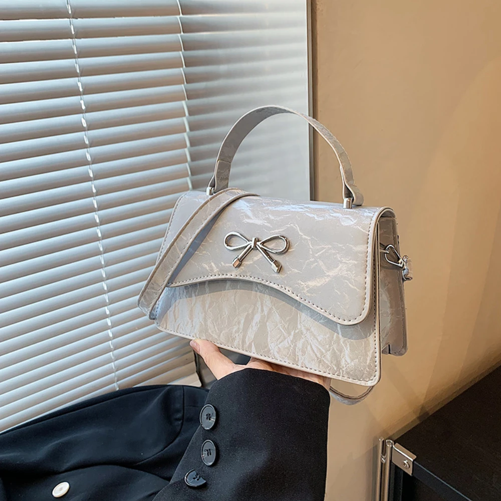 Cute Bow Exquisite Small Square Bag Fashionable and Versatile Shoulder Crossbody Bag PU Leather Women'S Casual Handbag New
Cute Bow Exquisite Small Square Bag Fashionable and Versatile Shoulder Crossbody Bag PU Leather Women'S Casual Handbag New