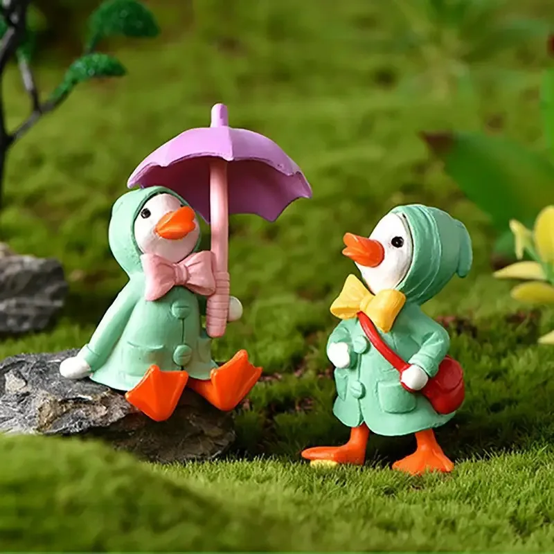 TOPMAYA 4pcs/set Umbrella Raincoat Cute Cartoon Duck miniature Figurine Ornaments Yellow Ducklings Figurine for Miniature Garden
TOPMAYA 4pcs/set Umbrella Raincoat Cute Cartoon Duck miniature Figurine Ornaments Yellow Ducklings Figurine for Miniature Garden