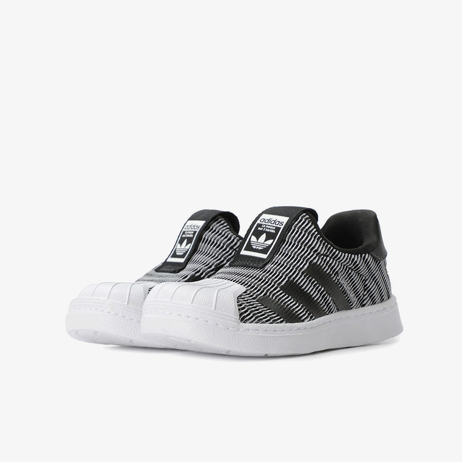 Оригинальные детские повседневные туфли Adidas с тремя листами SUPERSTAR, EF6648
Оригинальные детские повседневные туфли Adidas с тремя листами SUPERSTAR, EF6648