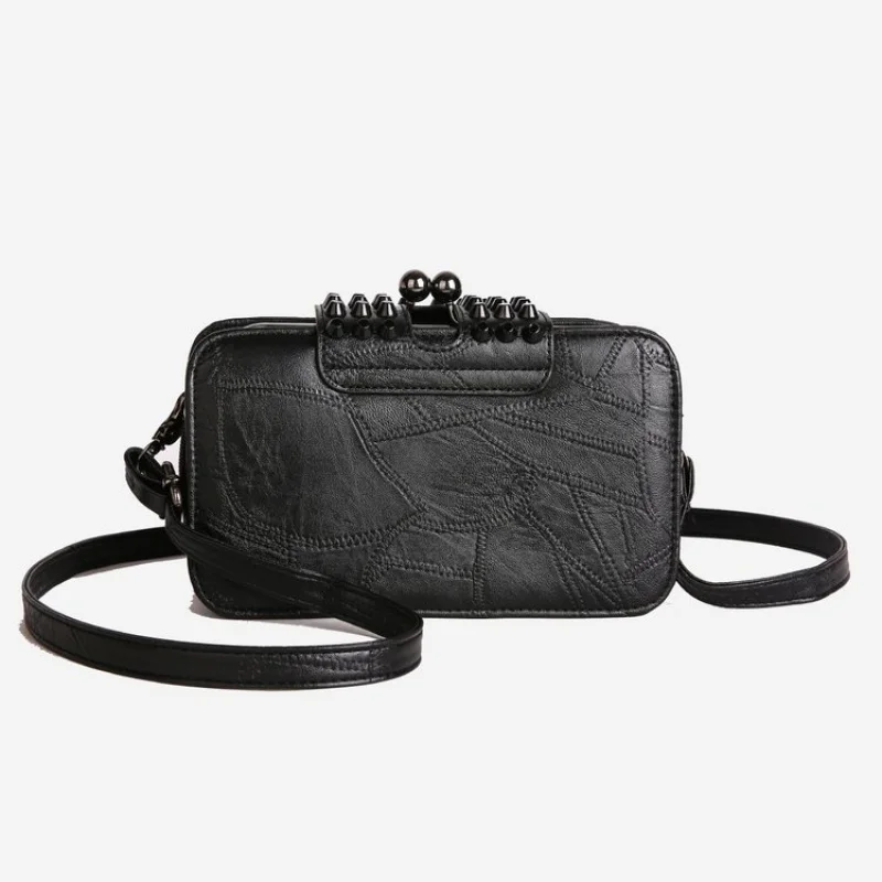 Luxury Designer Paris Fashion Crossbody Handbag Women's High-End Leather Classic Solid Color Elegant
Luxury Designer Paris Fashion Crossbody Handbag Women's High-End Leather Classic Solid Color Elegant