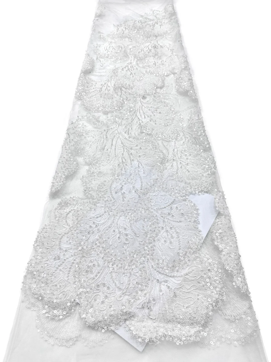 2026 High Quality Velvet French Tulle Net Sequins Fabrics Luxury Beaded Lace Fabric African Lace For Wedding Dress Women
2026 High Quality Velvet French Tulle Net Sequins Fabrics Luxury Beaded Lace Fabric African Lace For Wedding Dress Women