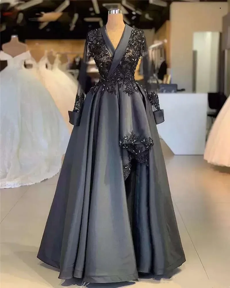 Customized Dark Gray Lace Applique A-Line Dress Vintage Long Sleeves Satin Formal Evening Gown Arabic Plus Size Party Dresses
Customized Dark Gray Lace Applique A-Line Dress Vintage Long Sleeves Satin Formal Evening Gown Arabic Plus Size Party Dresses