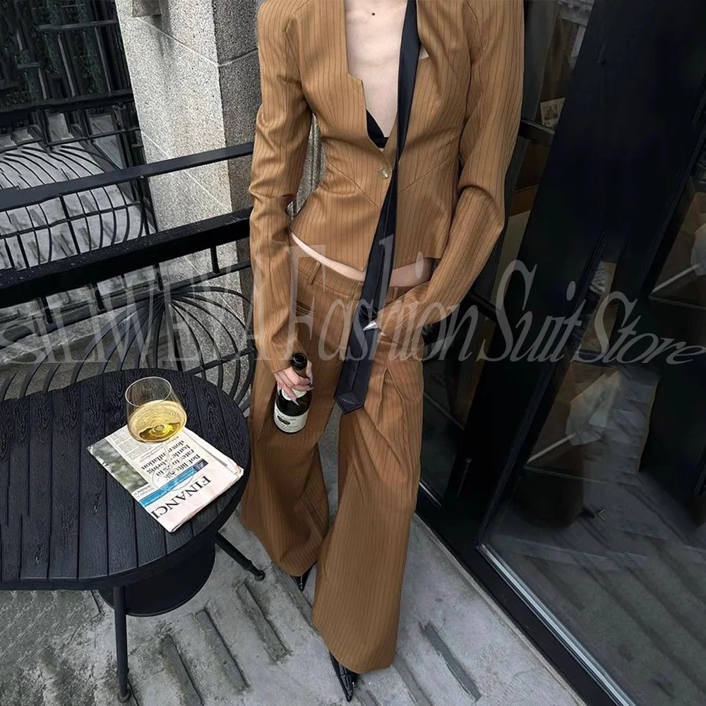 Роскошные женские костюмы в полоску, комплект из 2 предметов, офисная женская умная повседневная модная шикарная куртка + брюки
Роскошные женские костюмы в полоску, комплект из 2 предметов, офисная женская умная повседневная модная шикарная куртка + брюки