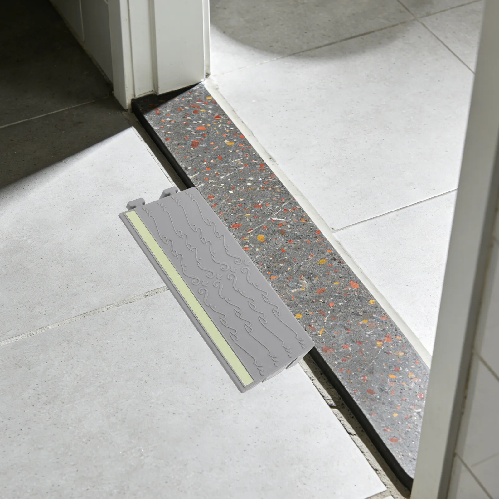 2Pcs Luminous Threshold Ramp Pad for Sweeping Robots Indoor Non-Slip Door Sill Transition Mat Glow Night Guidance Robot Vacuum
2Pcs Luminous Threshold Ramp Pad for Sweeping Robots Indoor Non-Slip Door Sill Transition Mat Glow Night Guidance Robot Vacuum