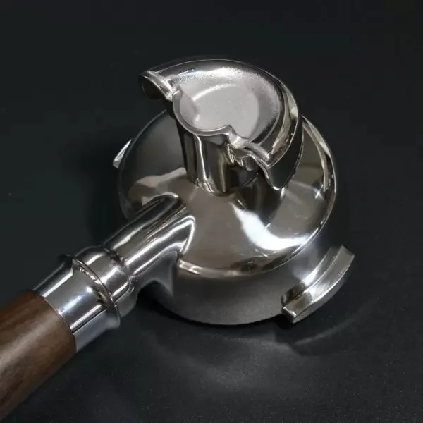 MisChief Walnut Handle Portafilter – E61 58mm, Changeable Bottom (Bottomless & Spouted) / Yuanbao Style
MisChief Walnut Handle Portafilter – E61 58mm, Changeable Bottom (Bottomless & Spouted) / Yuanbao Style