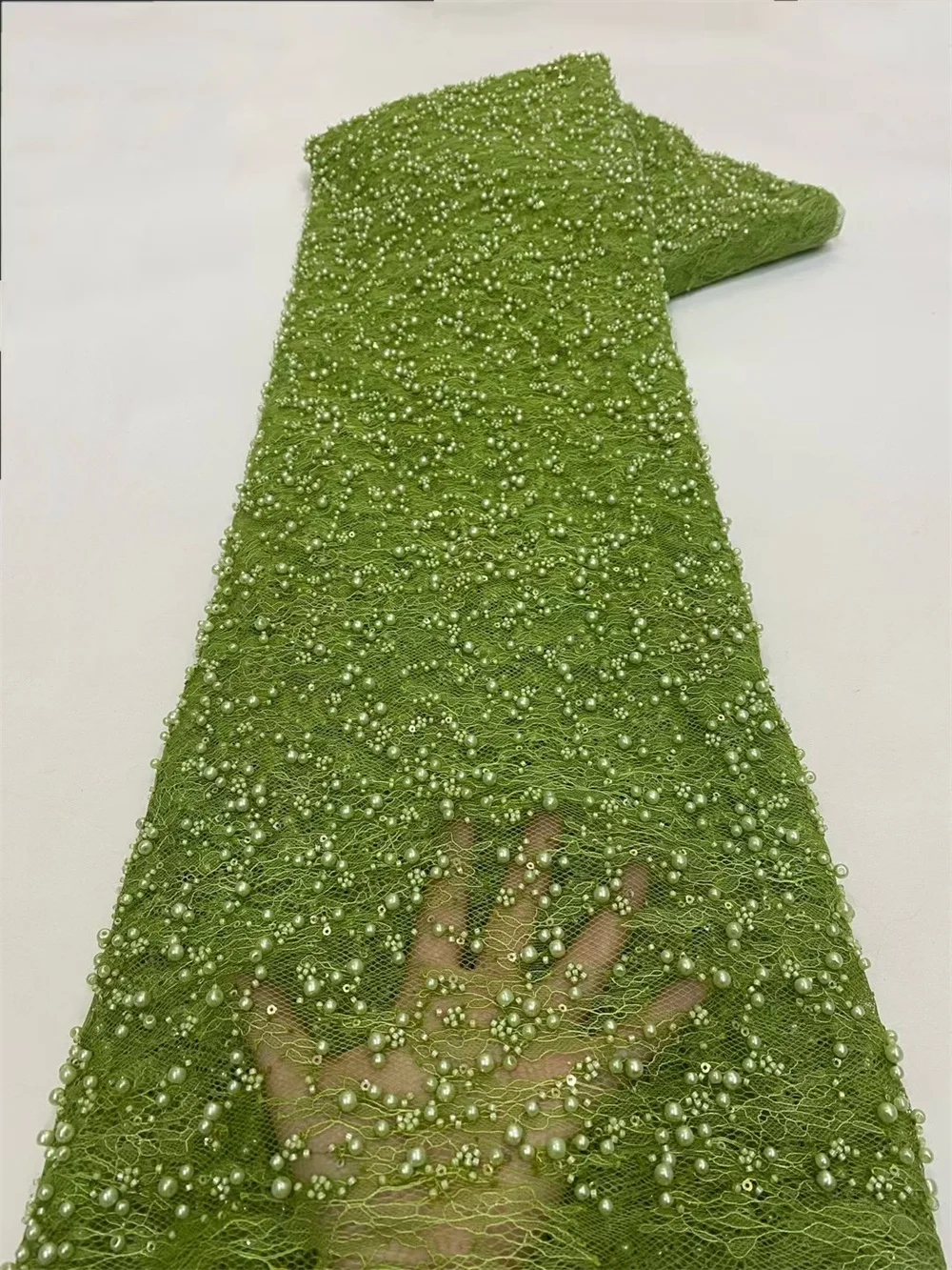 Green Nigerian Lace Fabrics Latest Beads Sequin African Lace Fabric 2025 High Quality Bridal Lace Fabrics For Party Dress A908-1
Green Nigerian Lace Fabrics Latest Beads Sequin African Lace Fabric 2025 High Quality Bridal Lace Fabrics For Party Dress A908-1