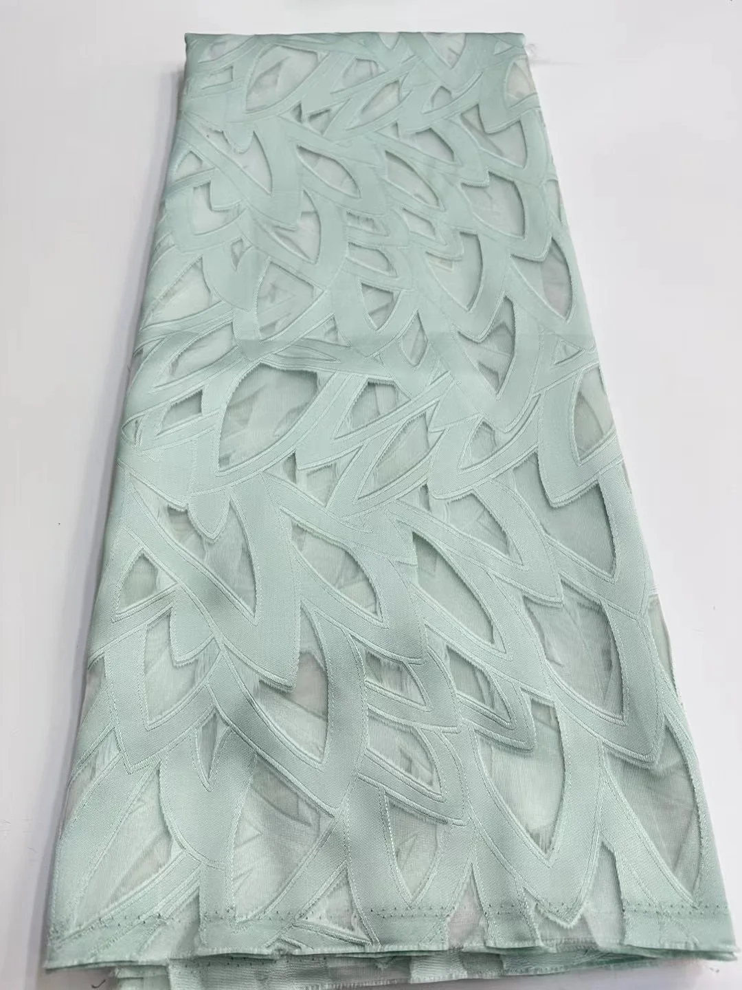 2024 High Quality African Organza Jacquard Nigerian Tulle Lace Fabric Embroidery Party Dress Brocaded Wedding AJ60791
2024 High Quality African Organza Jacquard Nigerian Tulle Lace Fabric Embroidery Party Dress Brocaded Wedding AJ60791