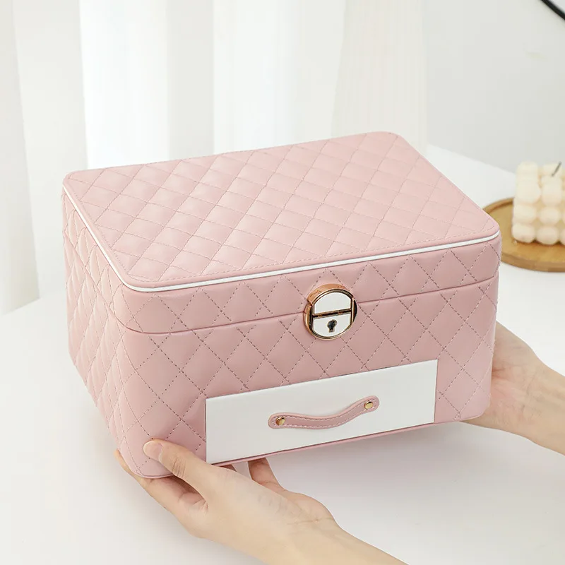 Jewelry Box Multi Functional Large Capacity with Lock PU Leather Storage Ring Box Earrings Jewelry Display Jewelry Packaging
Jewelry Box Multi Functional Large Capacity with Lock PU Leather Storage Ring Box Earrings Jewelry Display Jewelry Packaging