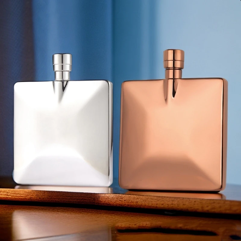 Creative 304 Stainless Steel Small Flask Portable 4Oz Flat Hip Flask Alcohol Container Wine Accessories
Creative 304 Stainless Steel Small Flask Portable 4Oz Flat Hip Flask Alcohol Container Wine Accessories