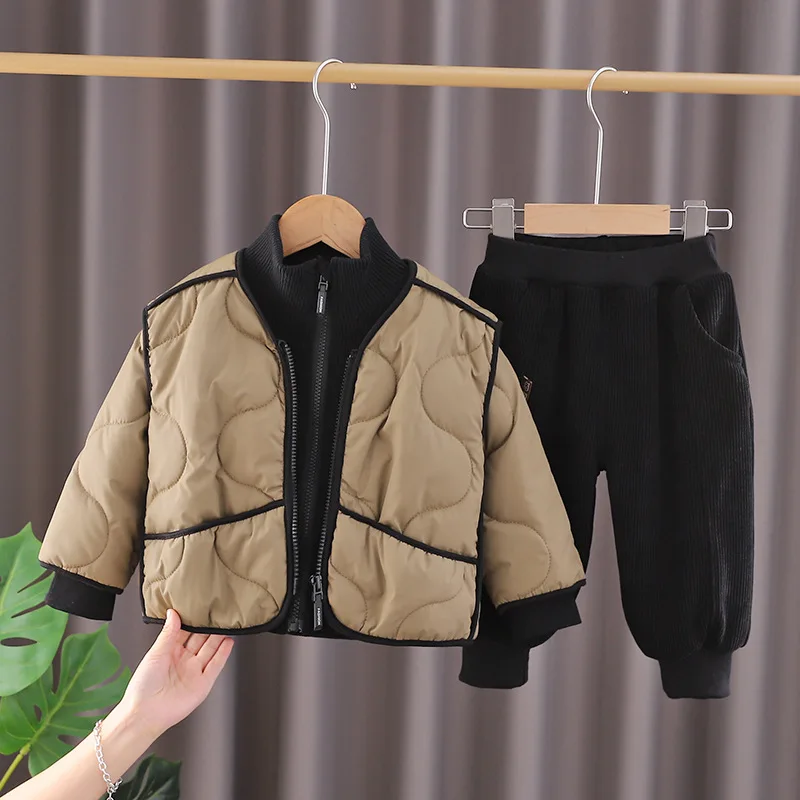 Winter Children's Fleece Clothing Suit Baby Boys Fleece Vest With High Cardigan Warm Padded Coat+Black Thick Pants Leisure 3PCS
Winter Children's Fleece Clothing Suit Baby Boys Fleece Vest With High Cardigan Warm Padded Coat+Black Thick Pants Leisure 3PCS