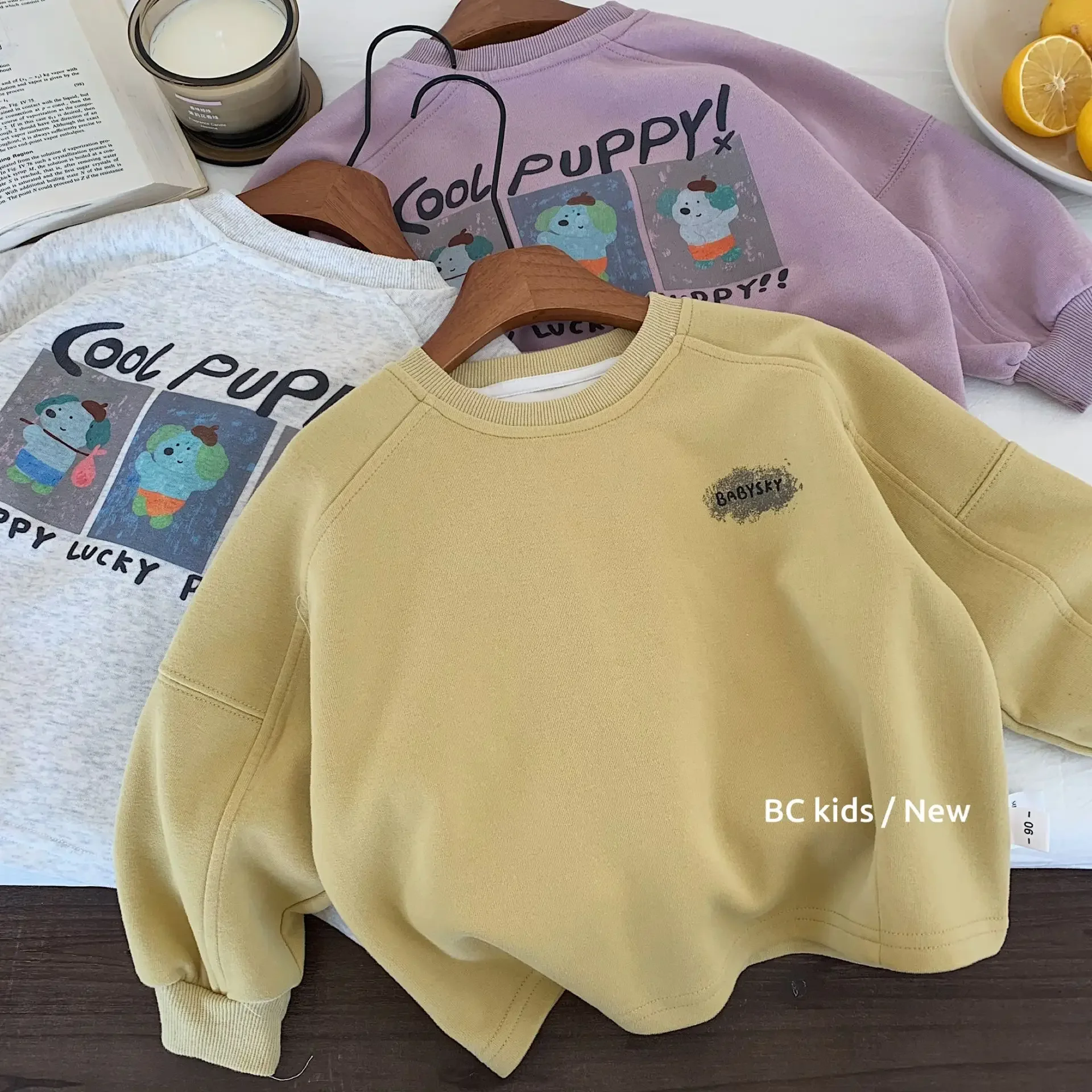Children's sweater 2025 spring cartoon round neck pullover loose new versatile top trendy H0016
Children's sweater 2025 spring cartoon round neck pullover loose new versatile top trendy H0016