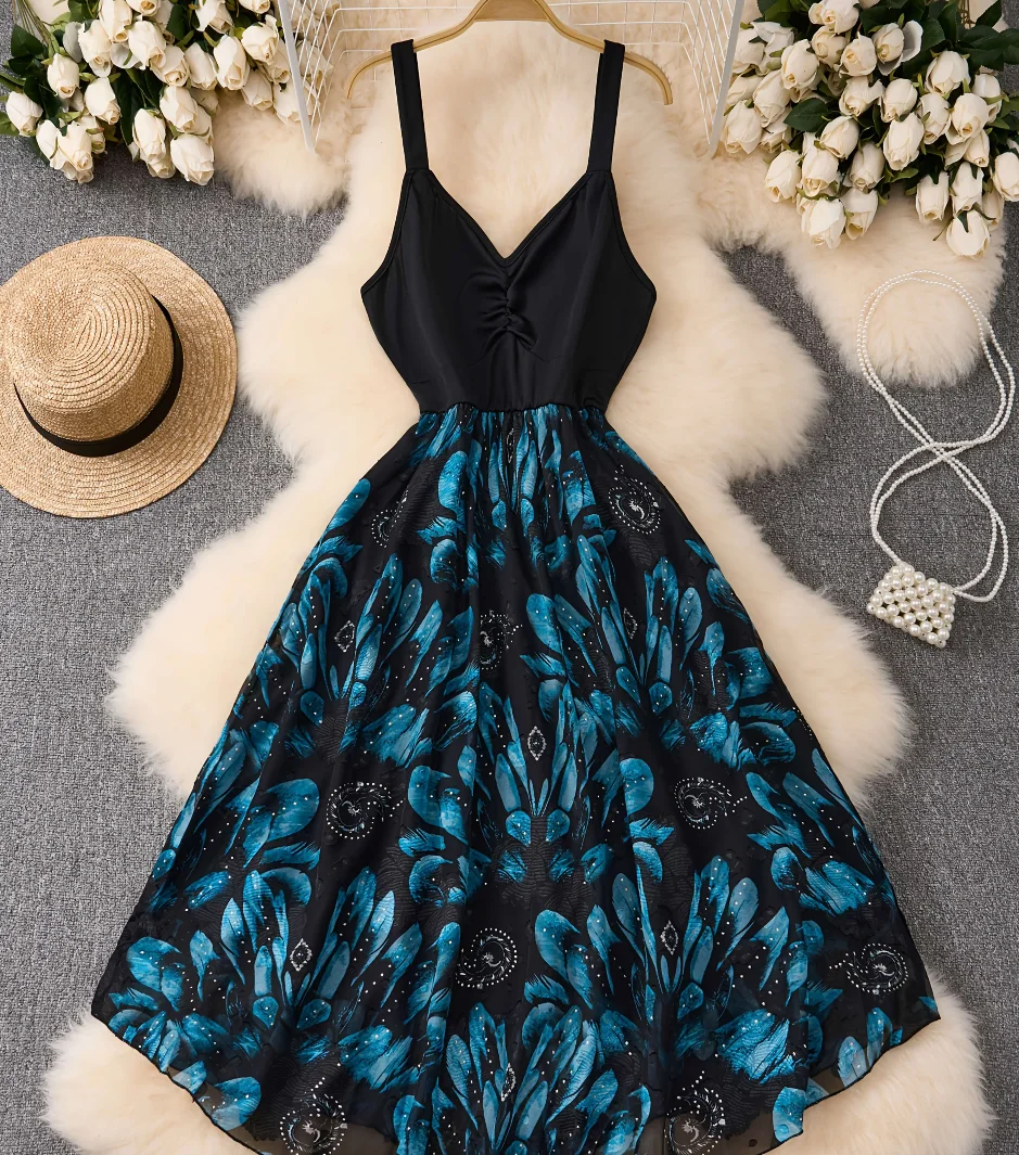 plus Size V-Neck Waist-Cinching Dress Floral Print Slimming A-Line Midi Dress
plus Size V-Neck Waist-Cinching Dress Floral Print Slimming A-Line Midi Dress