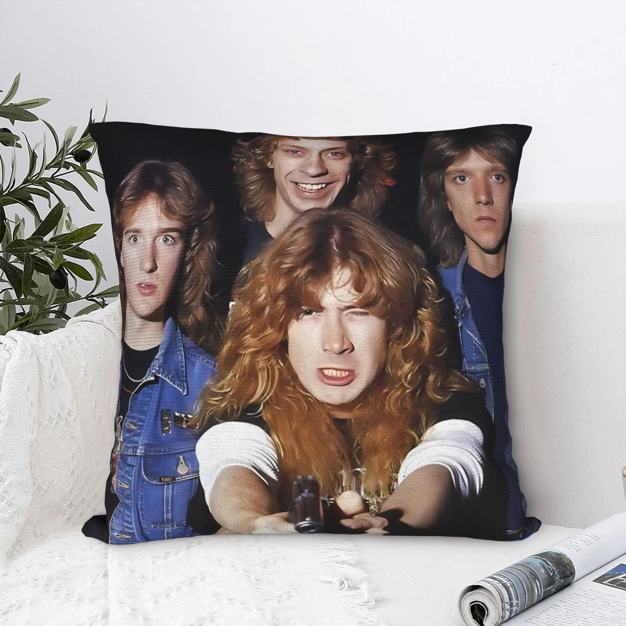 Наволочка Megadeths Band, настоящая металлическая модная наволочка для дивана, дивана, спальни, удобные наволочки, подарок
Наволочка Megadeths Band, настоящая металлическая модная наволочка для дивана, дивана, спальни, удобные наволочки, подарок