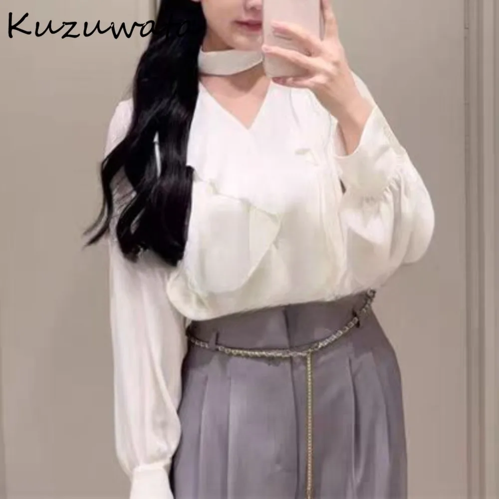 Kuzuwata Chiffon Pullover V Neck Lantern Sleeve Shirt Sweet Ruffles Lace Up Elegant All-match Blouses Japan French Unique Blusas
Kuzuwata Chiffon Pullover V Neck Lantern Sleeve Shirt Sweet Ruffles Lace Up Elegant All-match Blouses Japan French Unique Blusas