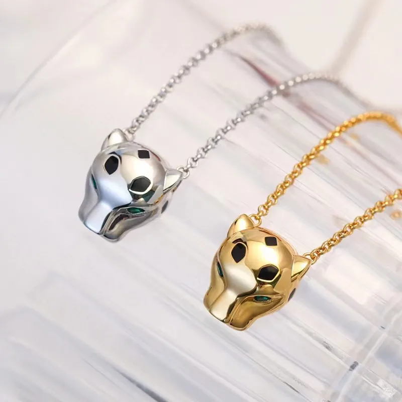 925 Sterling silver leopard Head pendant women's necklace Personality fashion temperament High jewelry Luxury brand party gifts
925 Sterling silver leopard Head pendant women's necklace Personality fashion temperament High jewelry Luxury brand party gifts