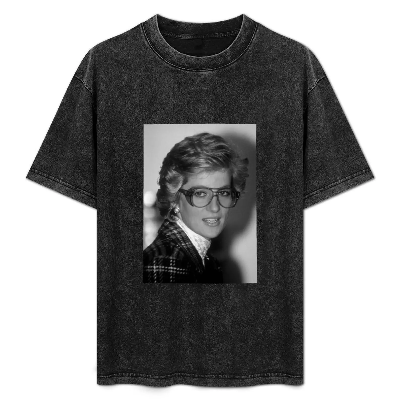Princess Diana 90’s Hipster Glasses Style T-Shirt anime t shirts cotton man t-shirts t shirts men
Princess Diana 90’s Hipster Glasses Style T-Shirt anime t shirts cotton man t-shirts t shirts men